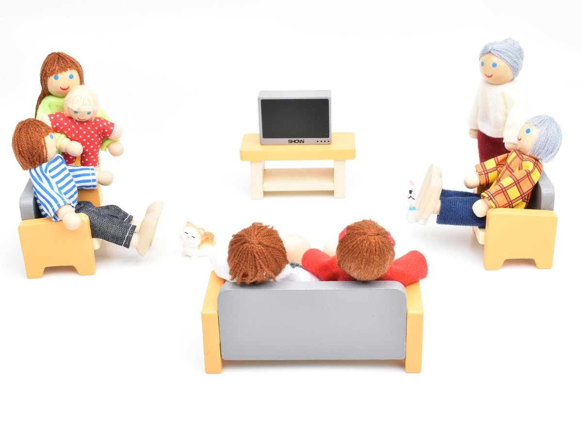 Wooden Dollhouse Dolls Family Set of 7 Miniature Figures and 2 Pets E232266