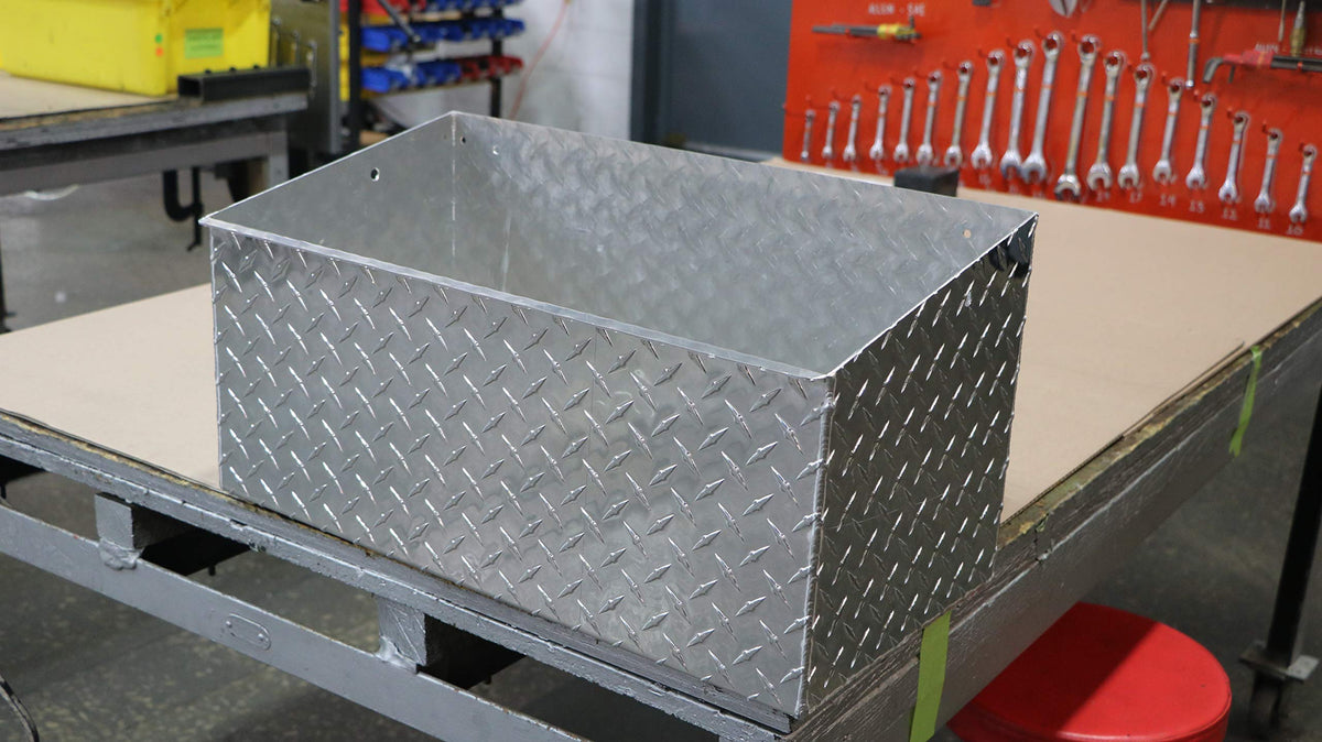 Heavy Duty Dual Gas Can Holder with Base for 5 Gallon Jugs H638197